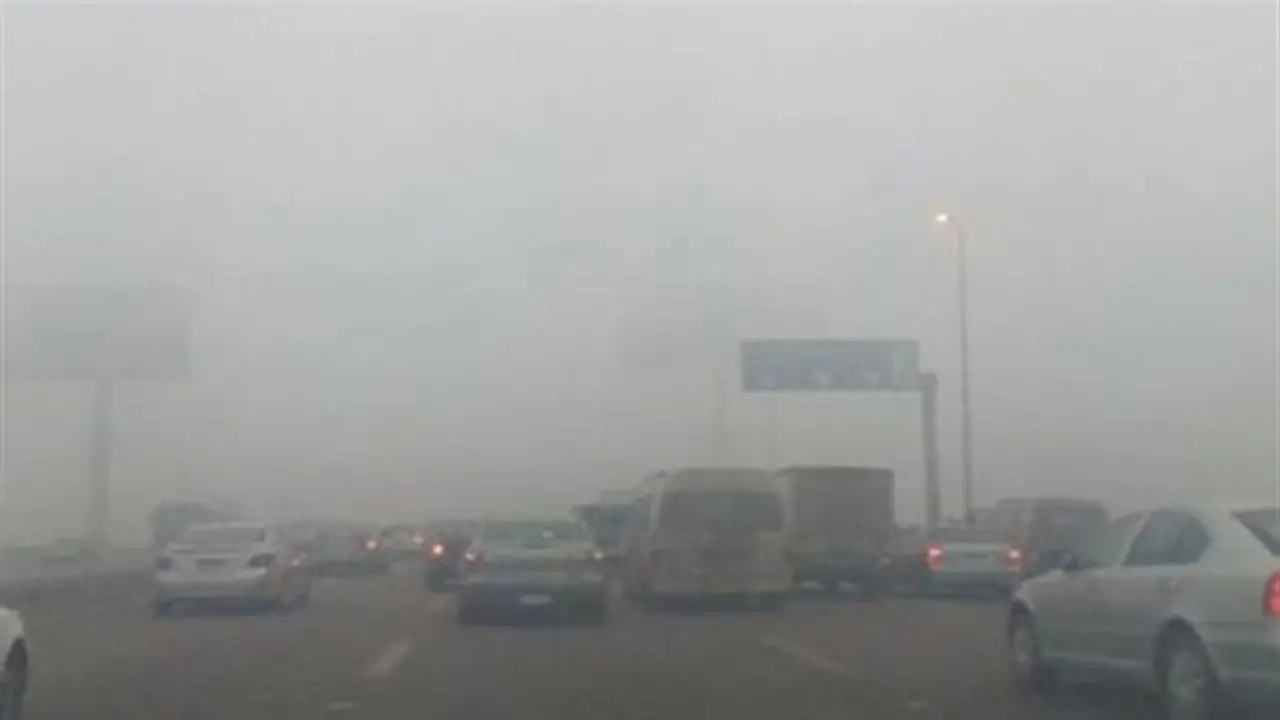 تحذير للمسافرين.. كثافة الشبورة تنذر بانخفاض درجات الحرارة خلال الساعات المقبلة بمصر